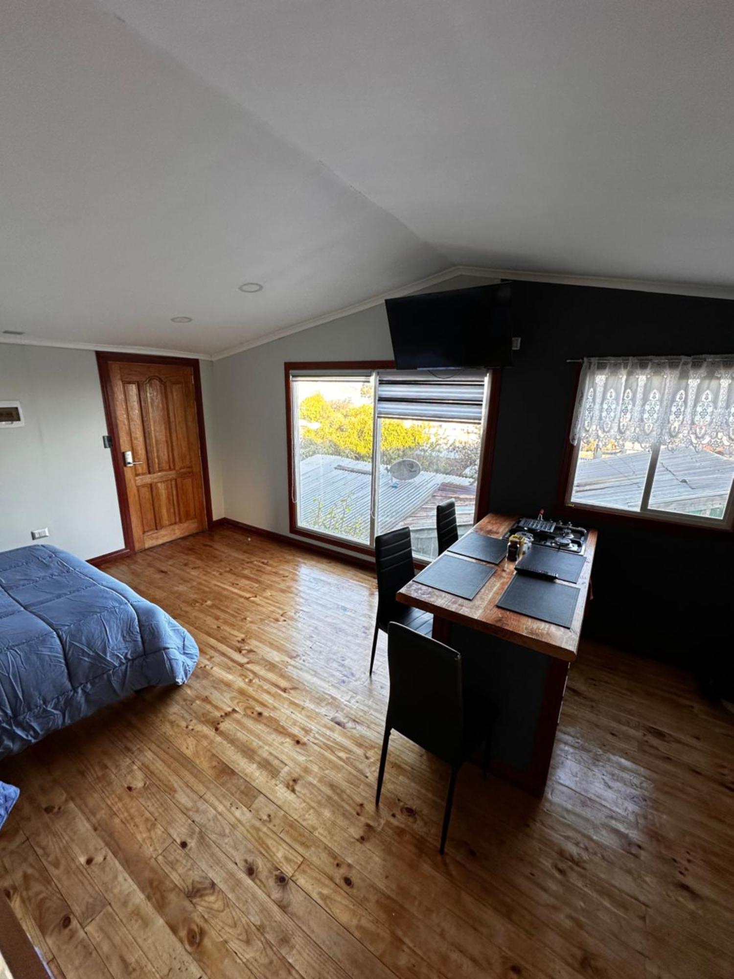 Hostal Y Cabanas Mirando Al Mar ปวยร์โตมอนต์ ภายนอก รูปภาพ