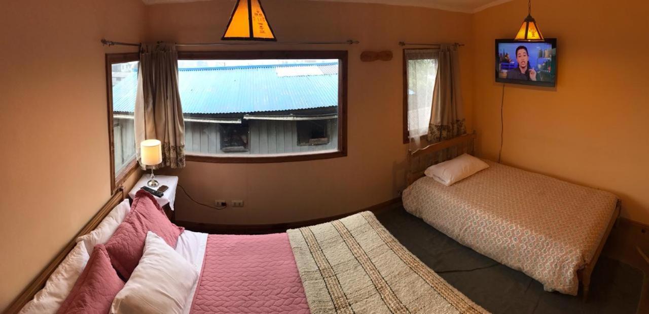 Hostal Y Cabanas Mirando Al Mar ปวยร์โตมอนต์ ภายนอก รูปภาพ