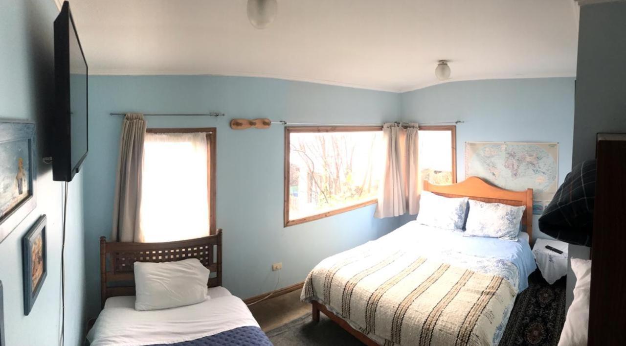 Hostal Y Cabanas Mirando Al Mar ปวยร์โตมอนต์ ภายนอก รูปภาพ